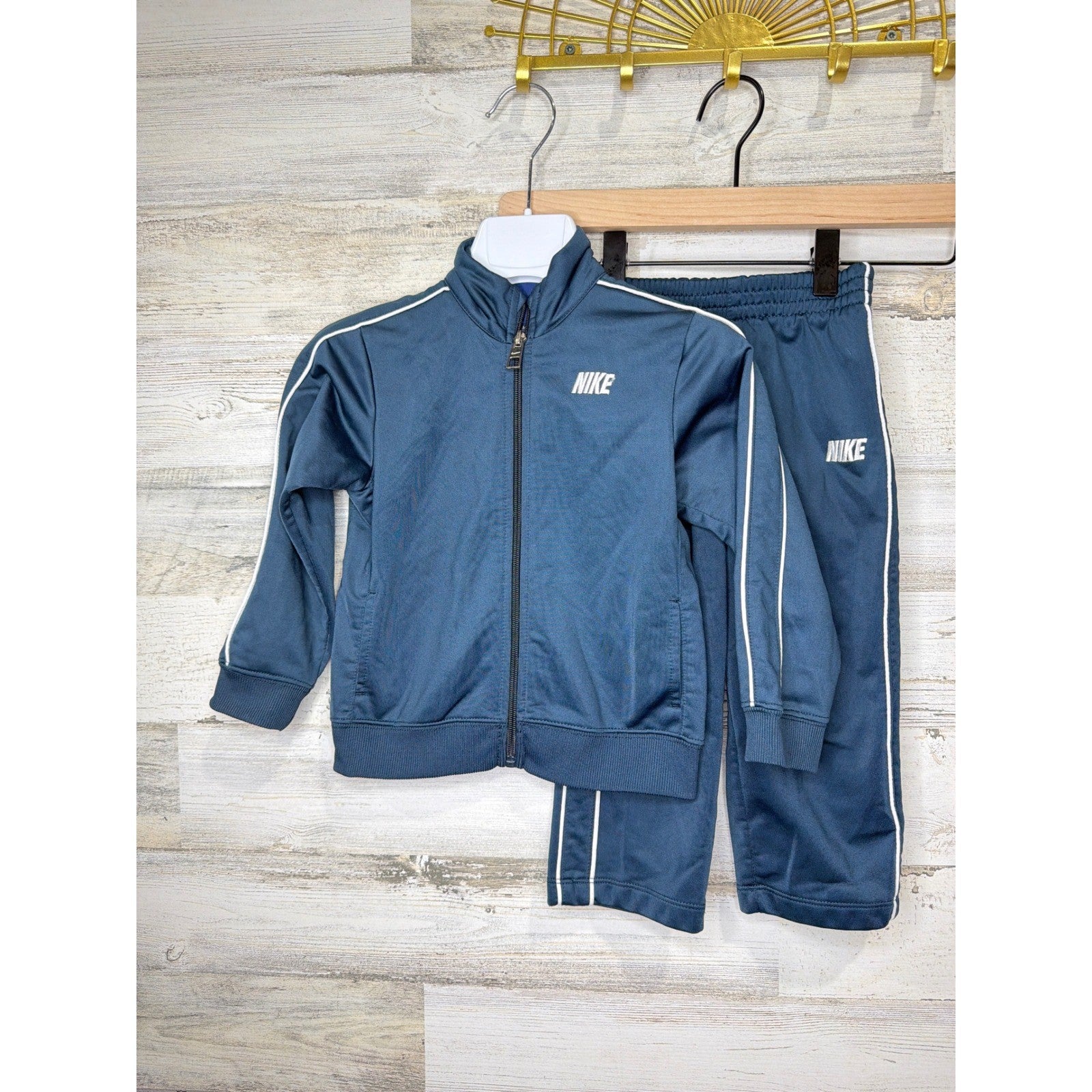 Nike Tracksuit Set Boys 24M Navy Blue Piping Athletic Sportswear0