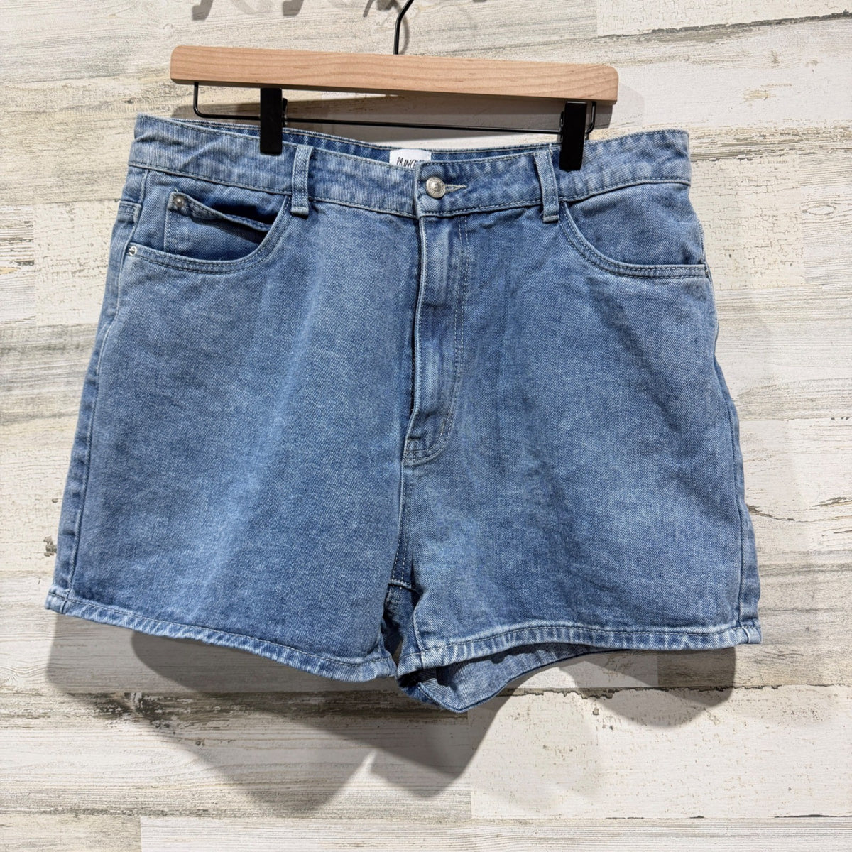 Princess Polly PP DNM Denim Shorts Women Size 12 Blue 100% Cotton Modern EUC0