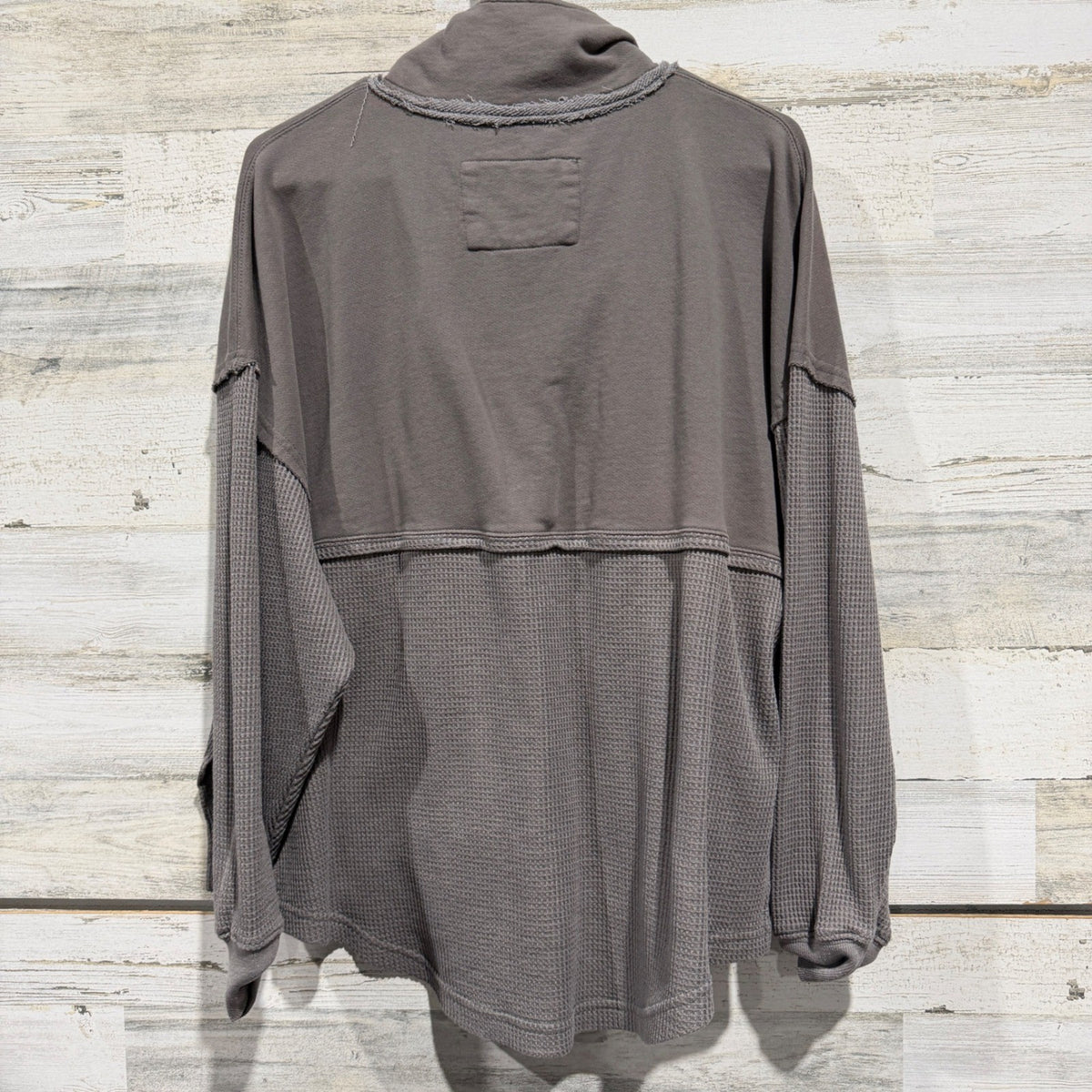 Club Social Jadelynn Brooke Pullover Women M Grey Waffle Cotton Mixed Media EUC3