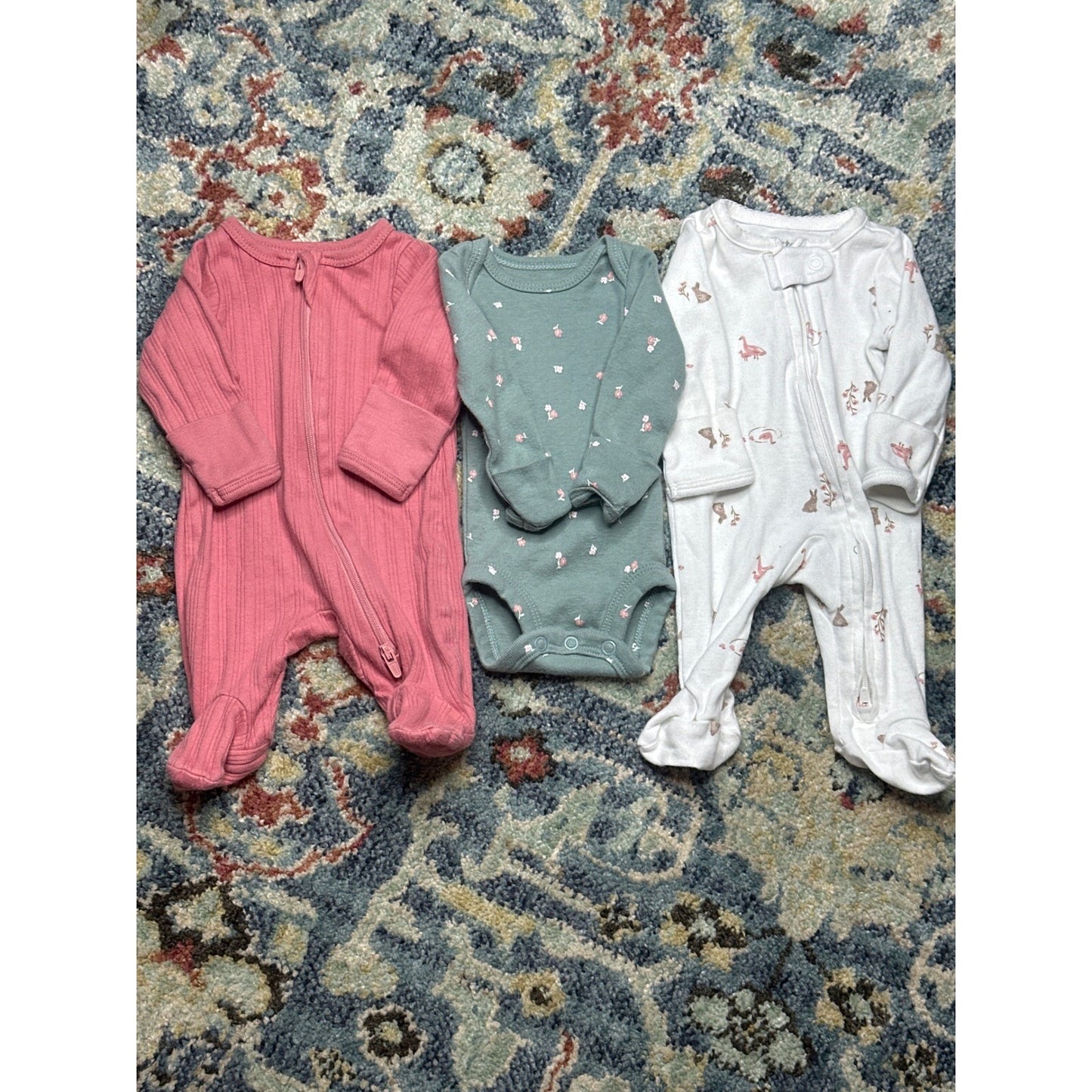 Preemie Girls Bundle Pink Green Floral EUC0