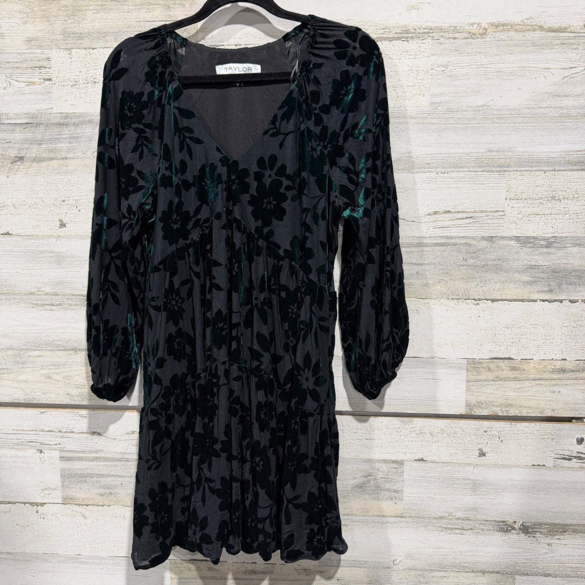 Taylor Floral Velvet Burnout Dress Women 16 Black Green Tiered Whimsigoth0