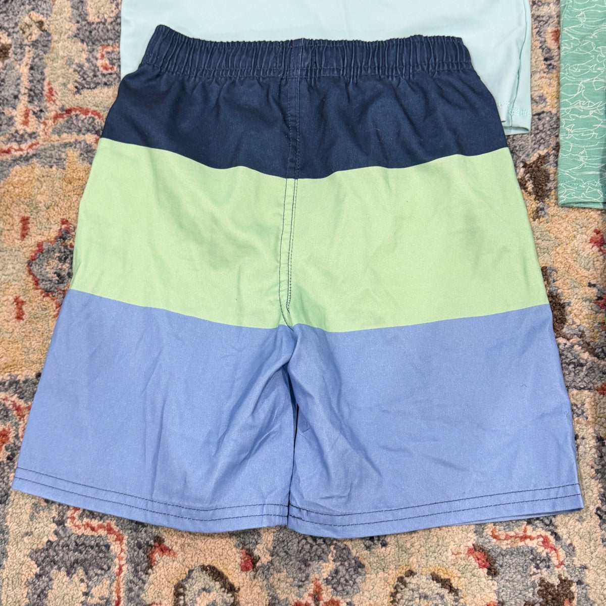 Under Armour RuggedButts Art Class Boys 4-5 Bundle Swim Shorts Rash Guard EUC4