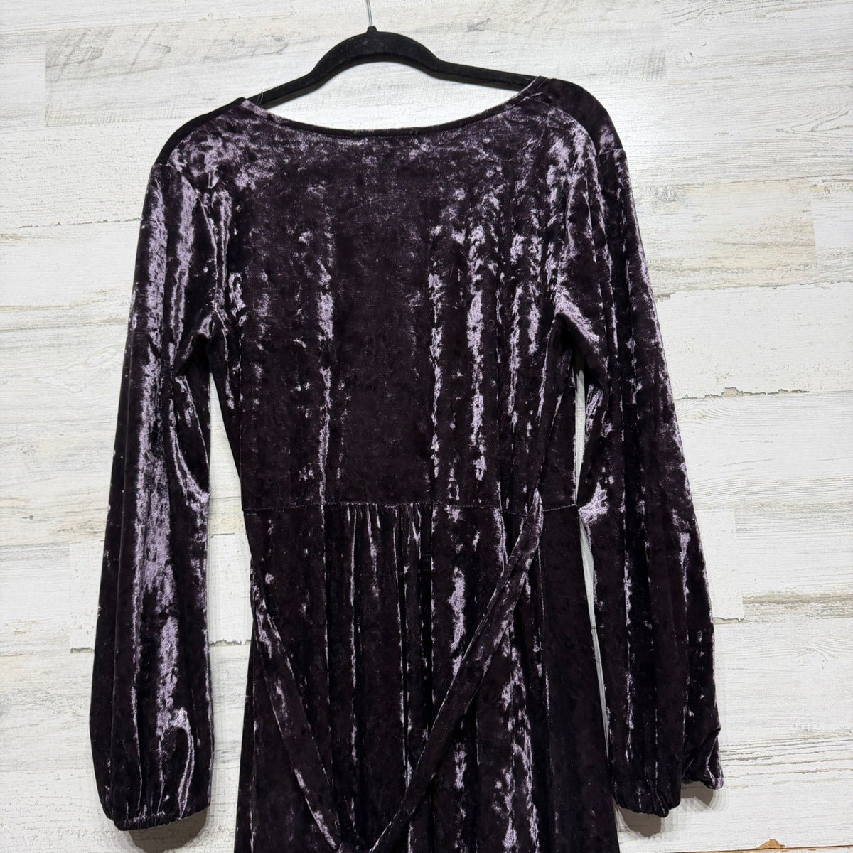Gianni Bini Maxi Dress Womens M Purple Crushed Velvet Wrap V-Neck Whimsigoth EUC7
