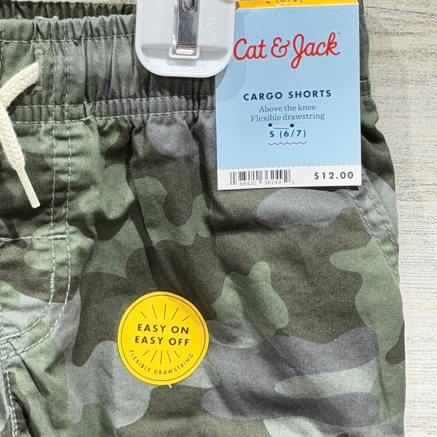 Cat & Jack Cargo Shorts Boys S 6/7 Green Camo Drawstring Utility Gorpcore NWT1