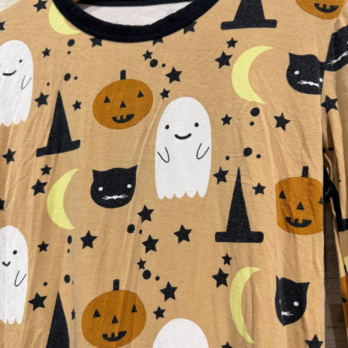 Emerson and Friends Halloween Pajama Set Kids 4/5T Tan Bamboo Spooky Print EUC1