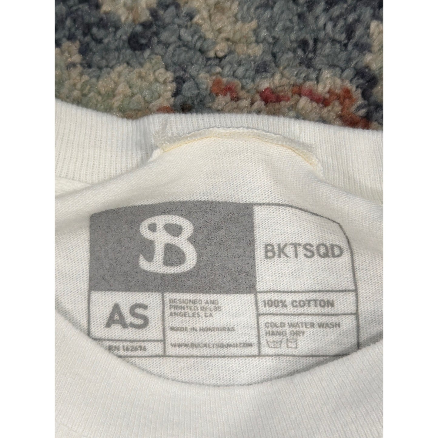 BKTSQD Graphic T-Shirt Mens Small White 30 Mil Bucket Squad Basketball EUC3