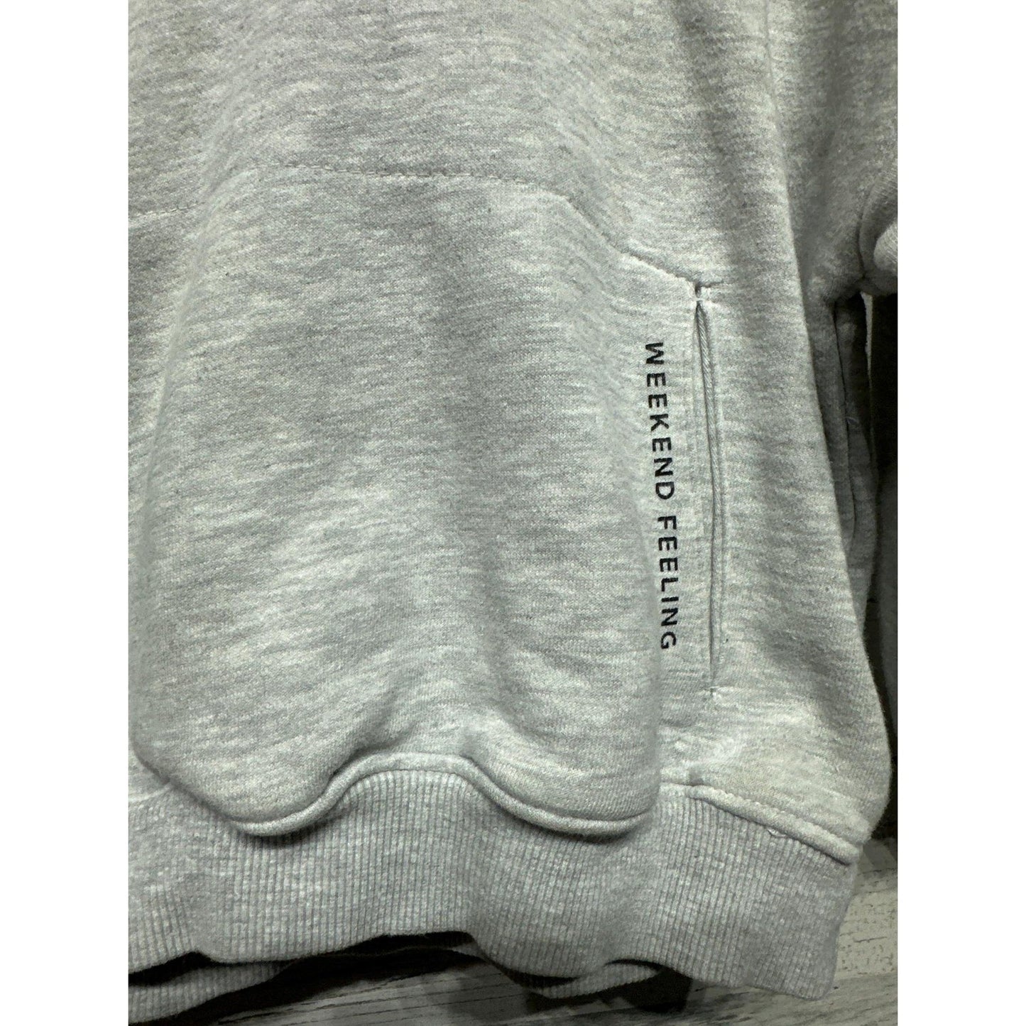Zara Hoodie Kids Size 2-3Y Gray Weekend Feeling Graphic Pocket Sweatshirt EUC1