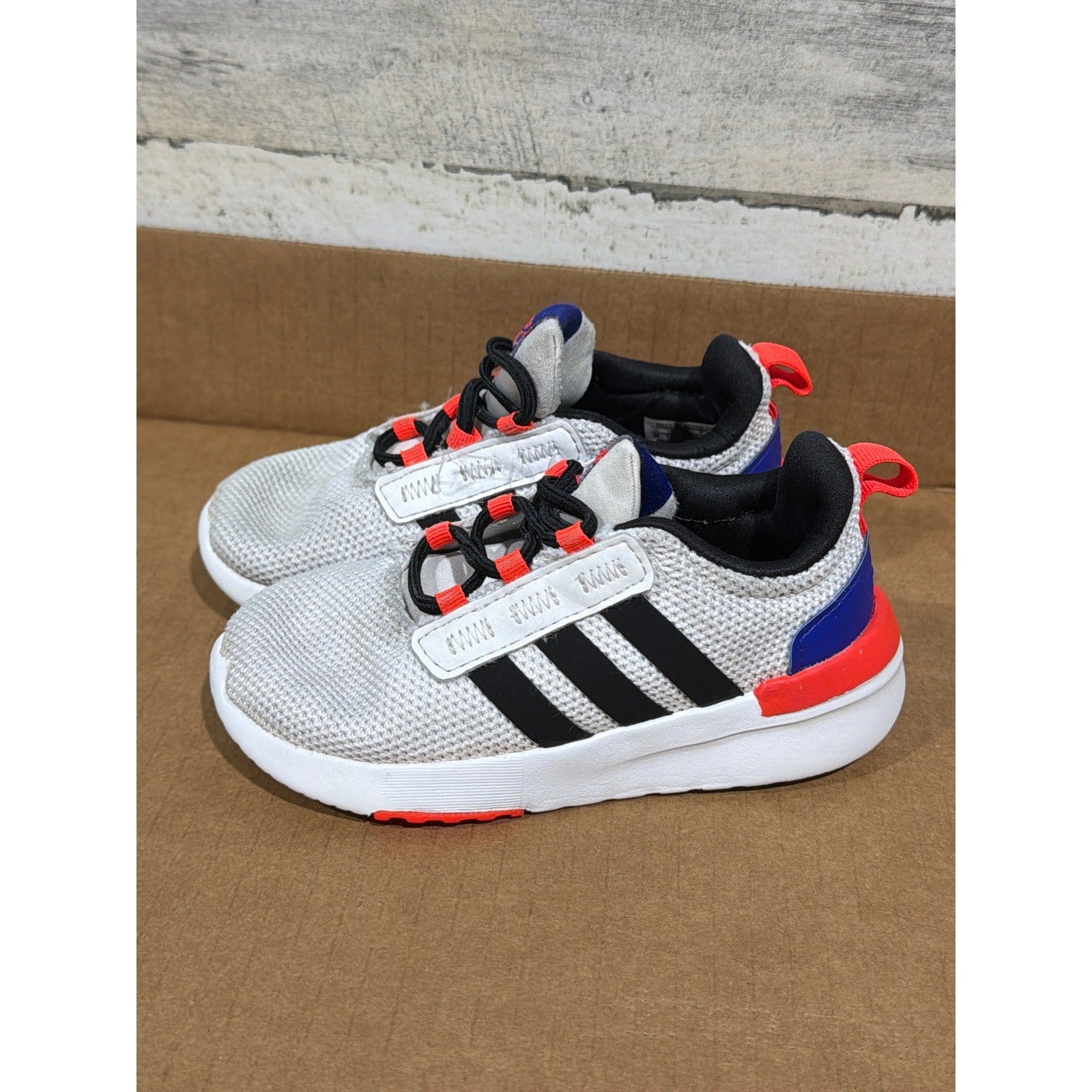 Adidas Racer TR21 Toddler Boys Size 8K Grey Black Red Athletic Sneakers1