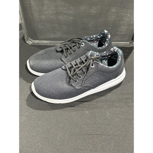 TravisMathew The Daily Sneakers Men 8 Black Mesh Paint Splatter GUC 1MAB4320