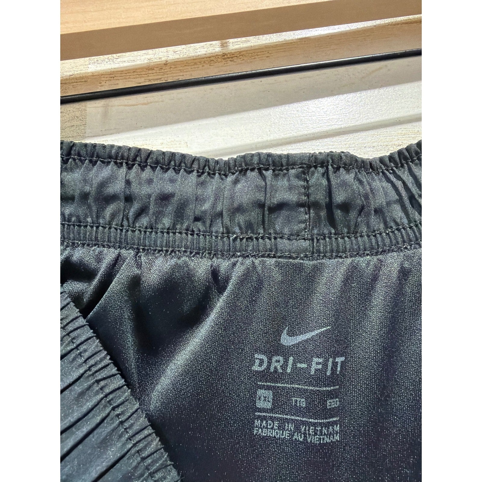 Nike Running Shorts Women XXL Black Tempo Mesh Trim Athletic Gorpcore Flawed*3
