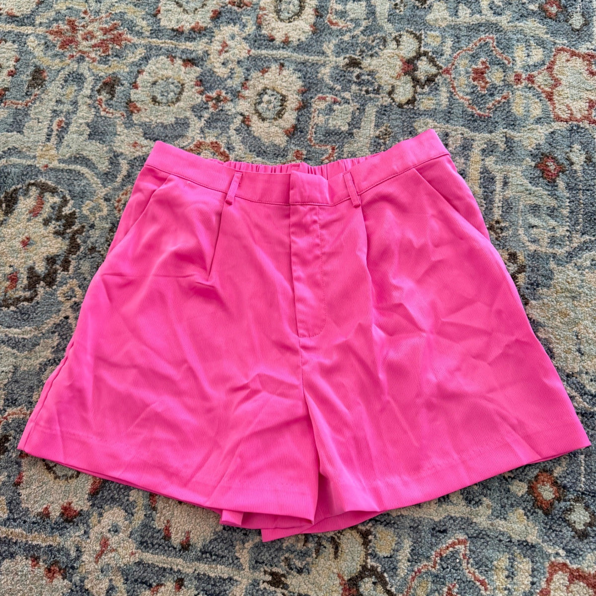 Glam Pleated Shorts Women Large Pink Polyester Spandex Contemporary NWT0