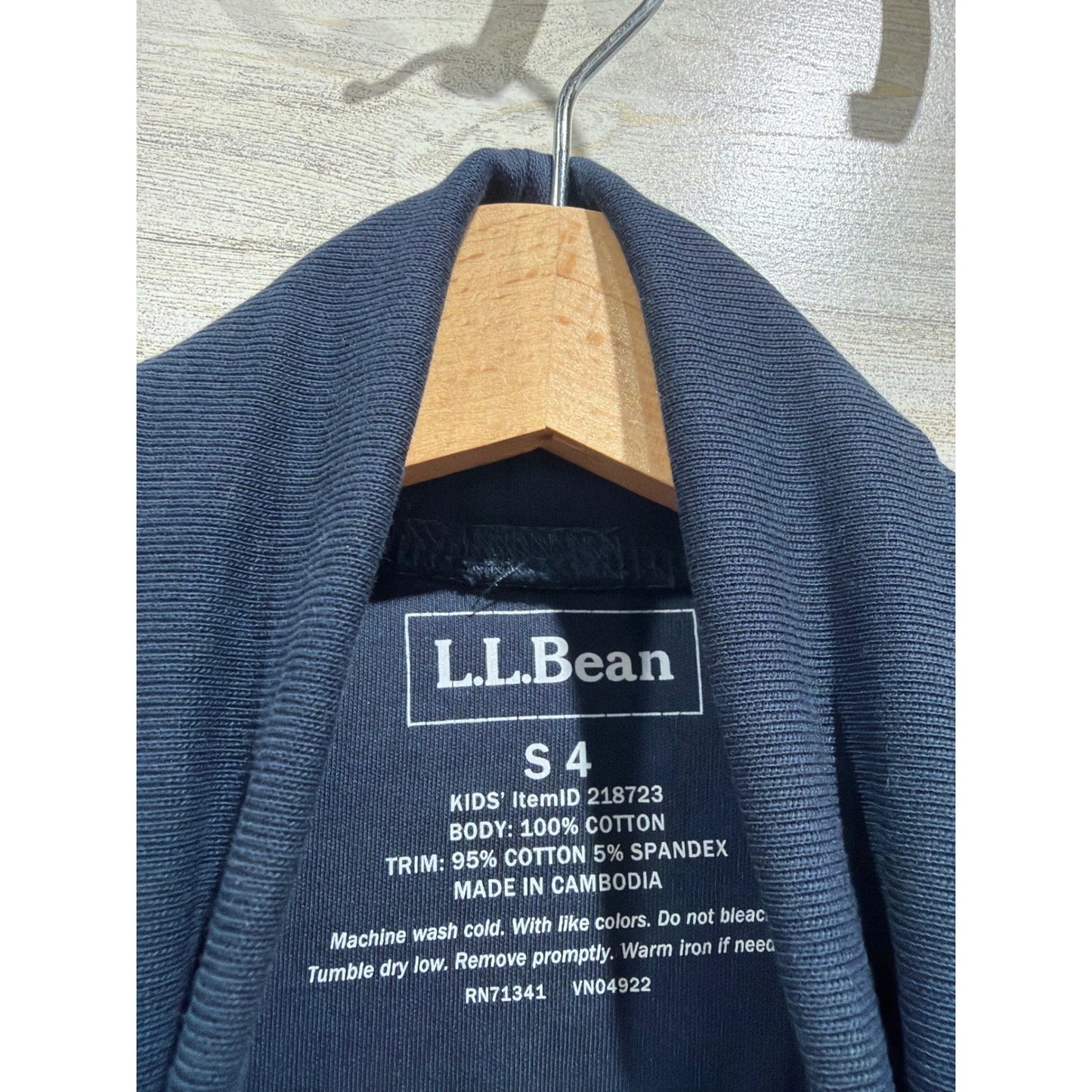 L.L. Bean Turtleneck Kids Size 4 Navy Blue Long Sleeve Cotton Classic EUC1