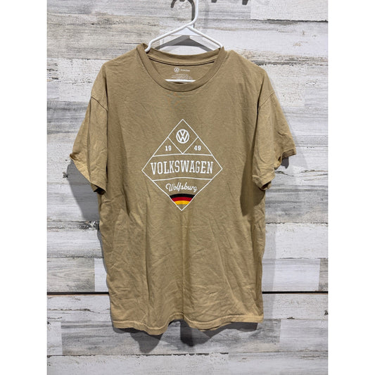 Volkswagen Wolfsburg 1949 T-Shirt Men Large Tan Graphic Tee Retro VW EUC0