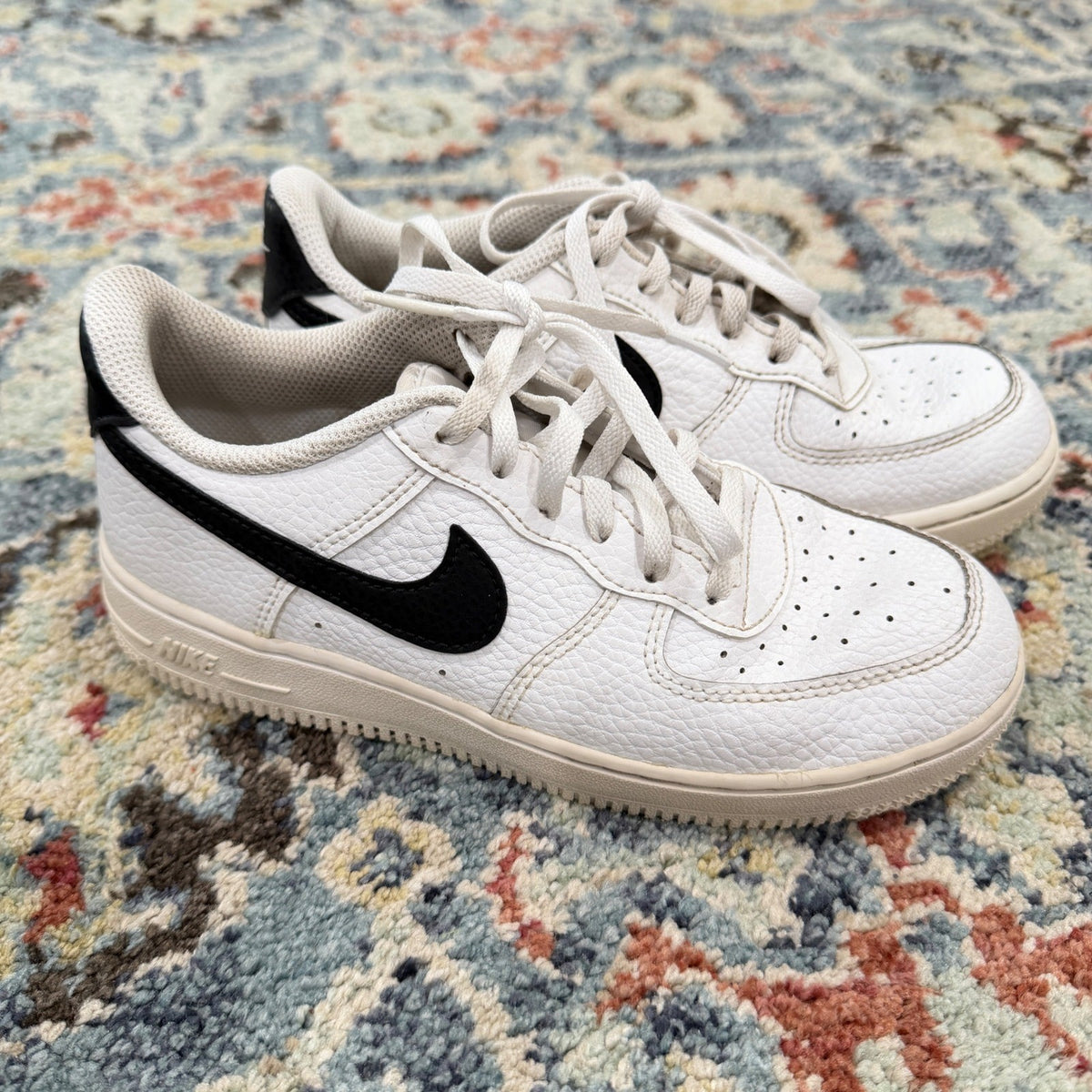 Nike Air Force Youth 3Y White Black Low Top Sneakers GUC*0