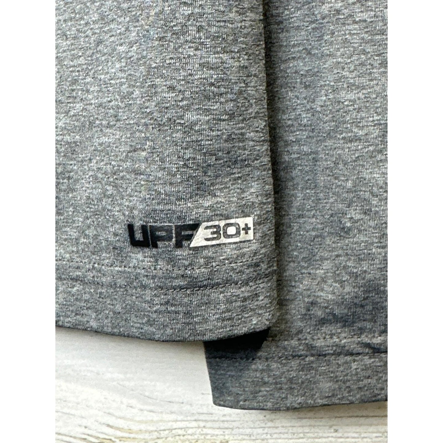 Under Armour Long Sleeve Shirt Boys Youth Small Grey HeatGear Athletic EUC2