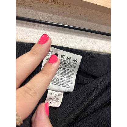 Nike Capri Leggings Women 2XL Black Reflective Swoosh Activewear3