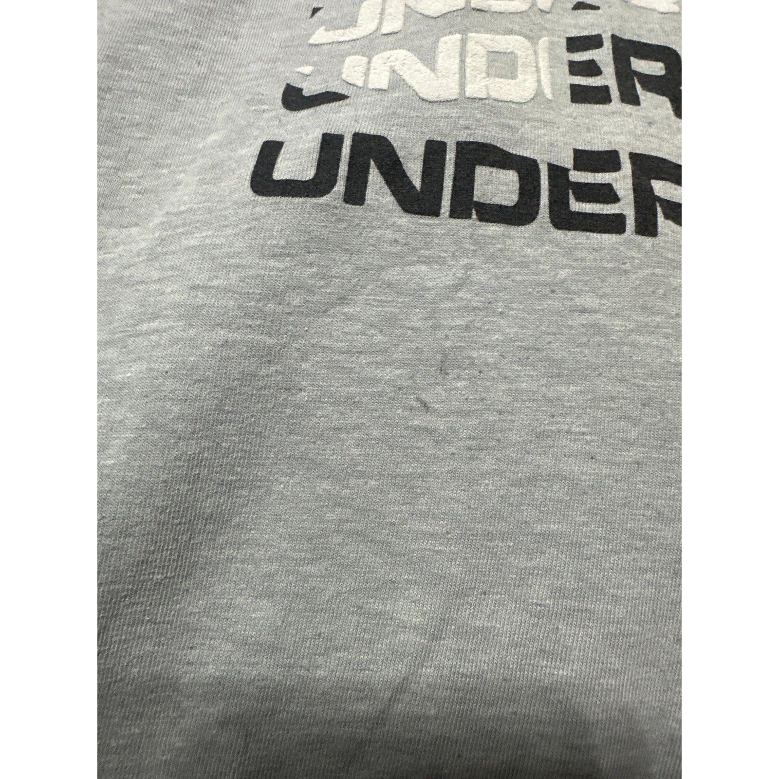 Under Armour T-Shirt Boys Large Grey Graphic Logo HeatGear *Flawed1