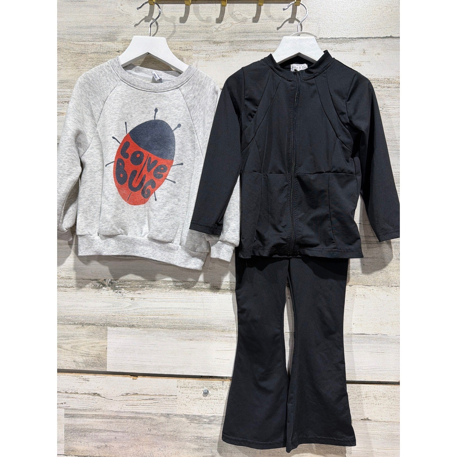 Abby & Evie Old Navy Bundle Girls 4T Black Gray Red Love Bug Flare Set EUC0