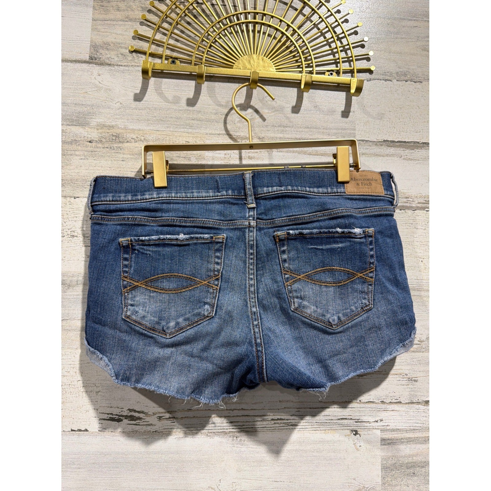 Abercrombie & Fitch Denim Shorts Womens 8 Blue Distressed Raw Hem EUC1