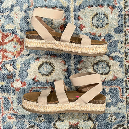 Steve Madden Bandi Sandals Girls 3 Tan Elastic Espadrille Platform1