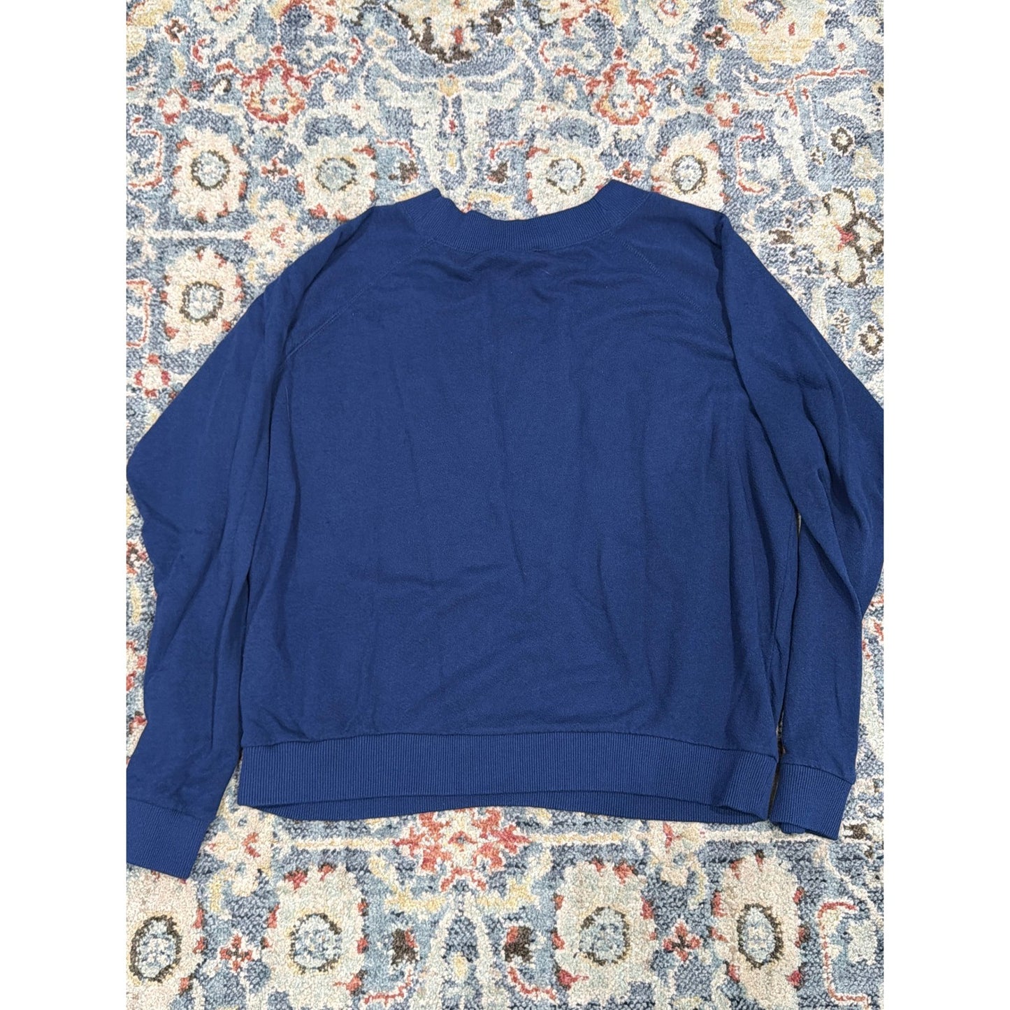 Universal Thread Sweatshirt Women Soft XL Blue V-Neck Raglan Soft Athleisure EUC3