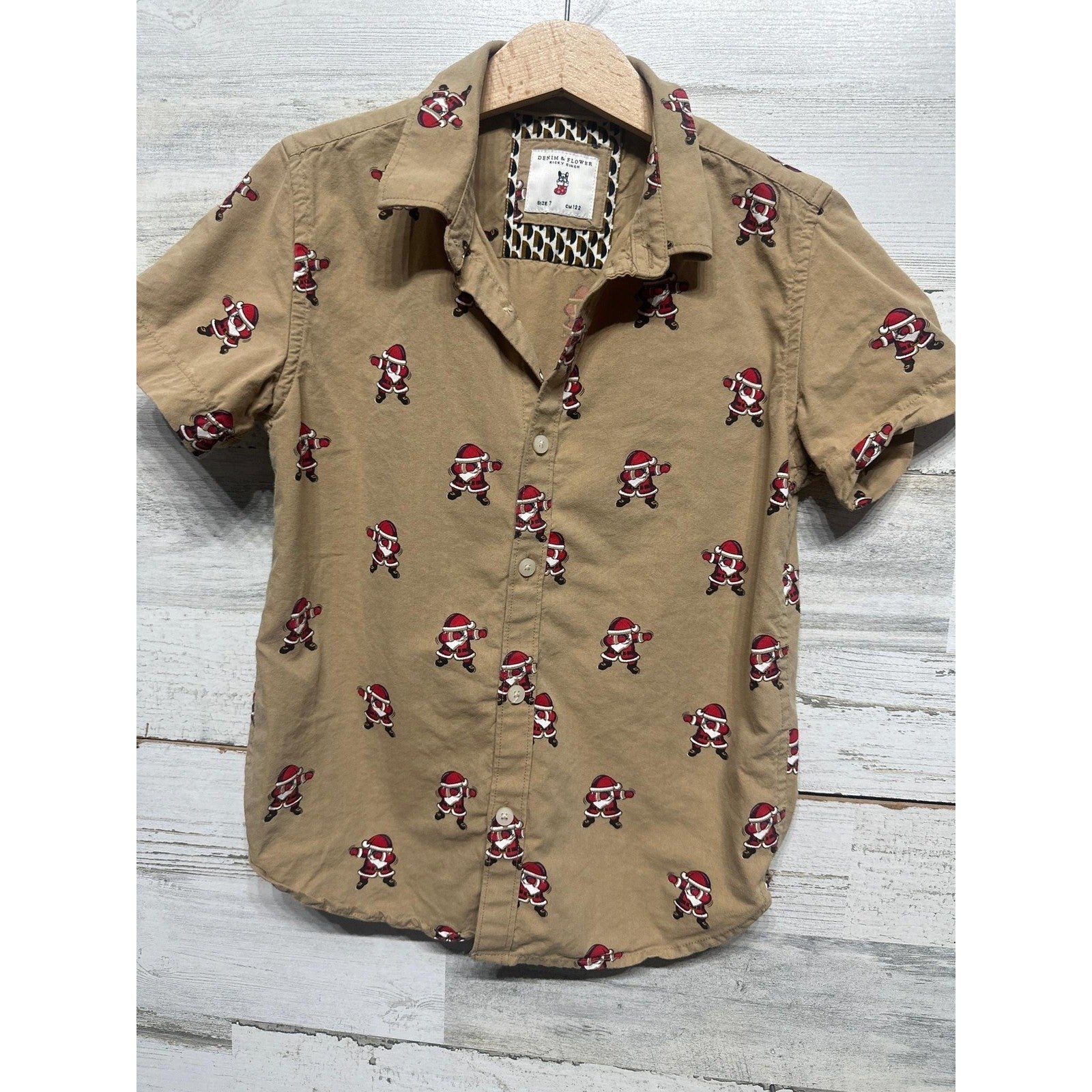 Denim & Flower Button Down Boys 7 Tan Dabbing Santa Christmas Shirt EUC0