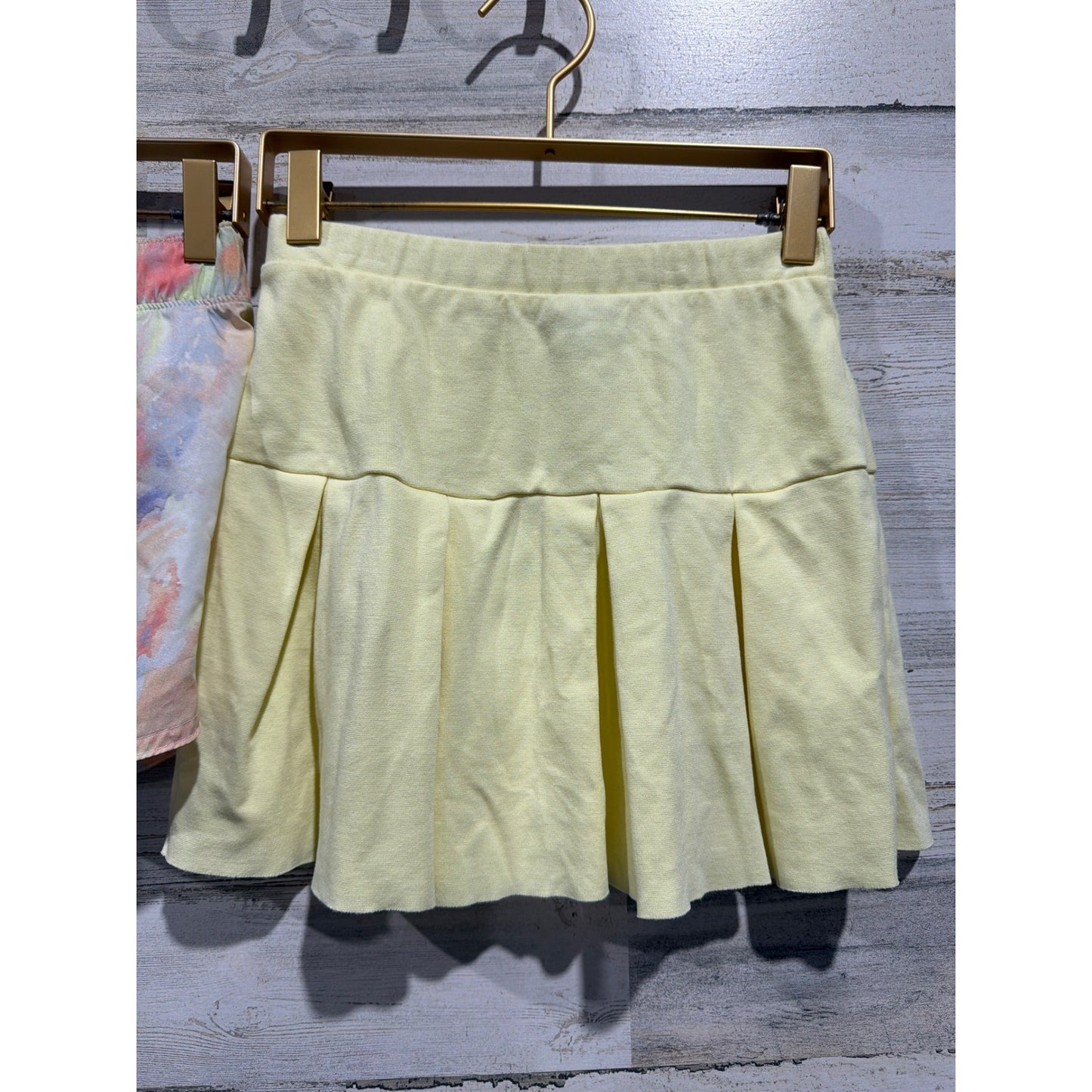 Old Navy Art Class Shorts Skirt Girls 10/12 Yellow Floral Active Skater EUC1