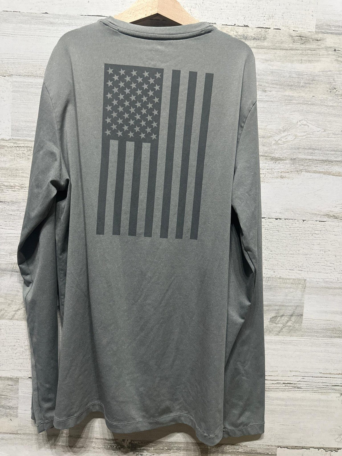 Vineyard Vines Performance Shirt Boys Large Grey American Flag Long Sleeve EUC2