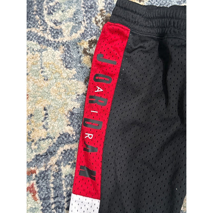 Jordan Mesh Joggers Boys 2T Black Red White Jumpman Colorblock2