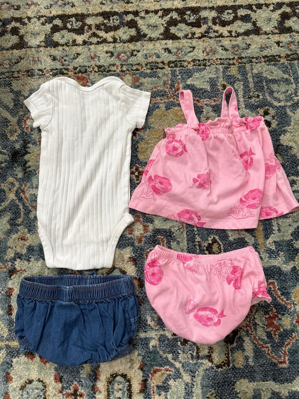 Bodysuit & Pink Fish Bloomers Set Girls 3-6M White Pink Blue 4PC EUC1