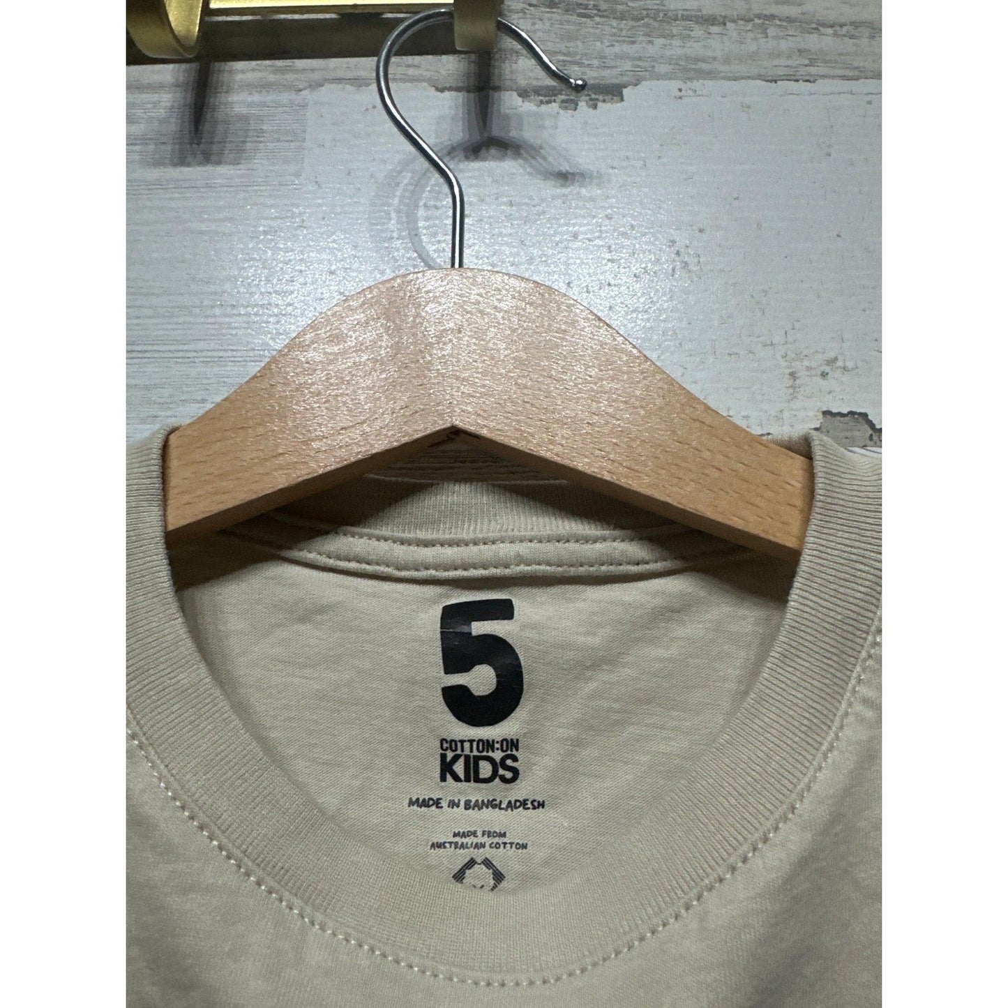 Cotton On Kids T-Shirt Bundle Boys 5 White Tan Graphic Pocket Tee EUC5