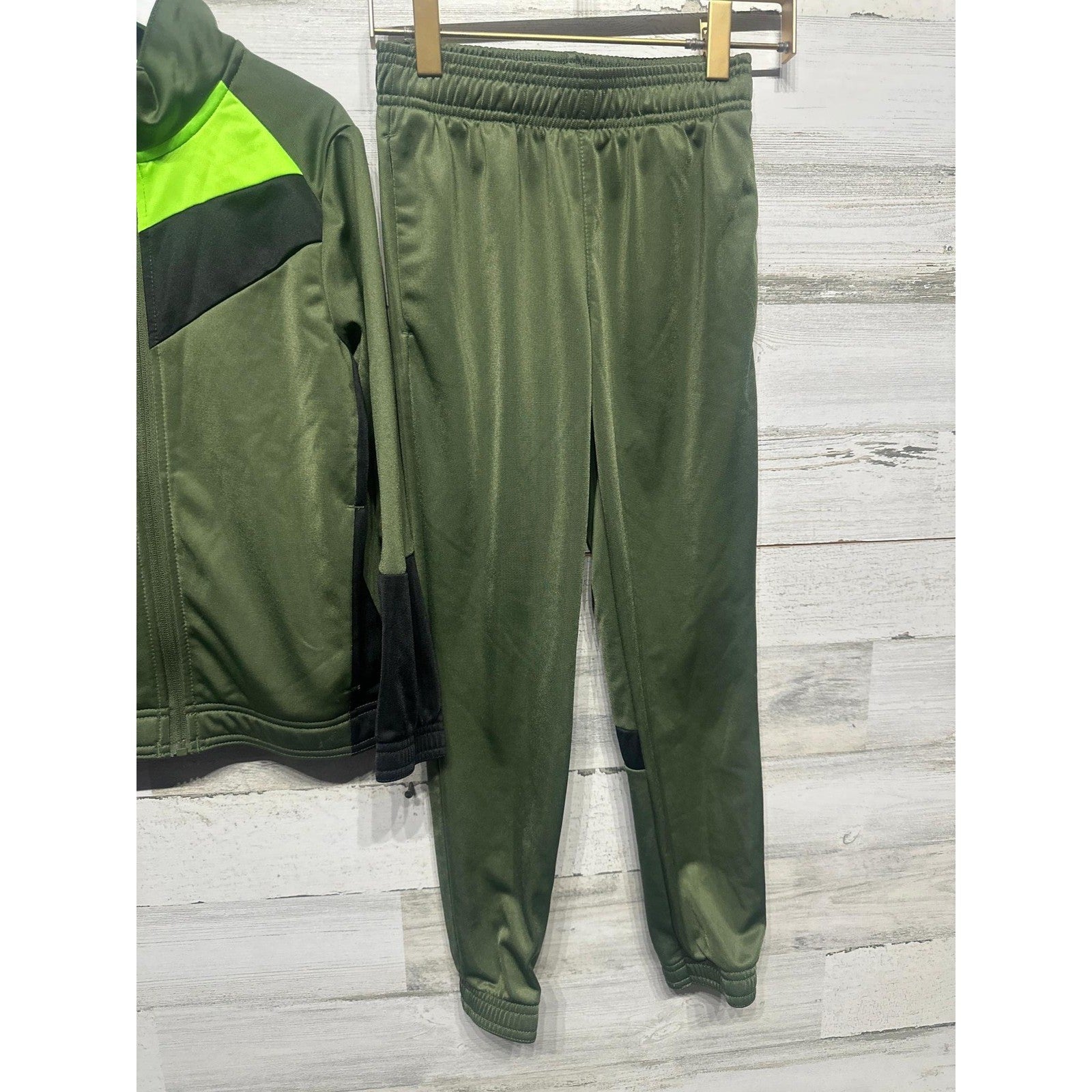 Athletic Works Tracksuit Boys Size 8 Olive Green Neon Colorblock EUC2
