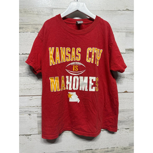 NFL Team Apparel T-Shirt Boys Medium Red Mahomes Chiefs Graphic GUC0