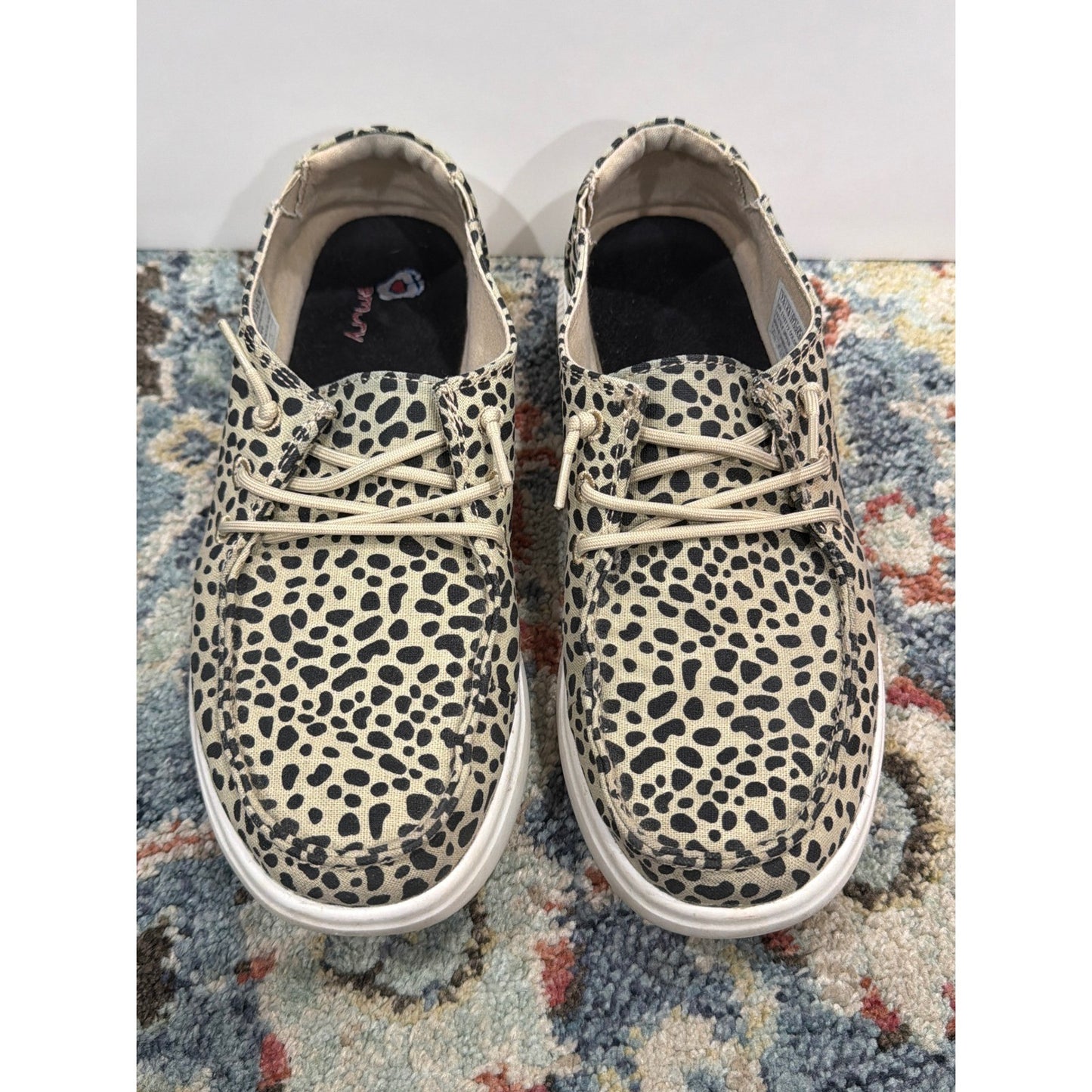 Skechers Bobs Skipper Shoes Women 7.5 Tan Leopard Print Canvas Slip On1