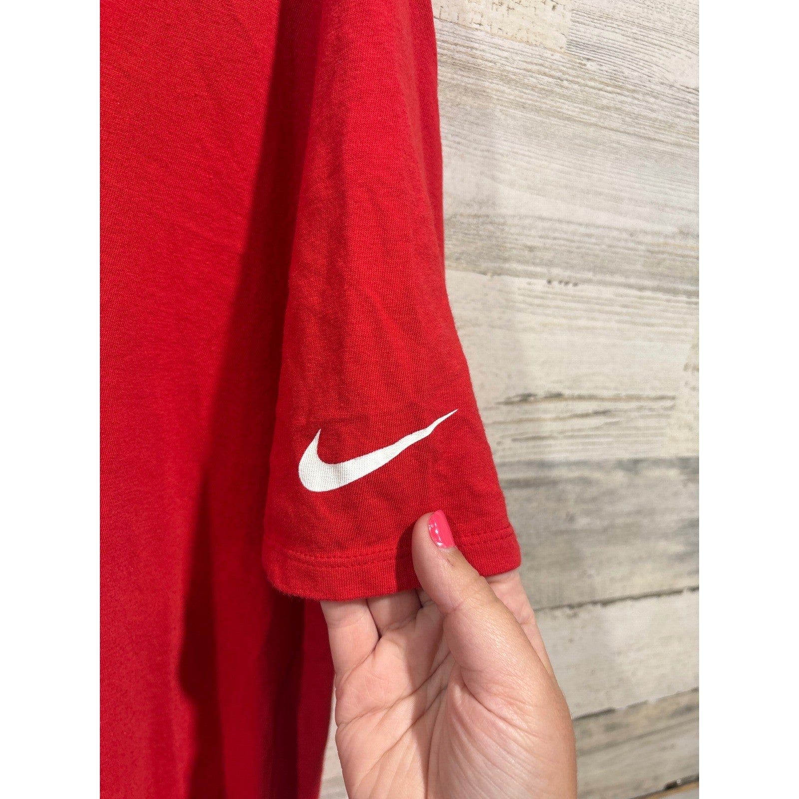 Nike T-shirt Mens 2XL Red Patrick Mahomes Chiefs Football Jersey Tee EUC1