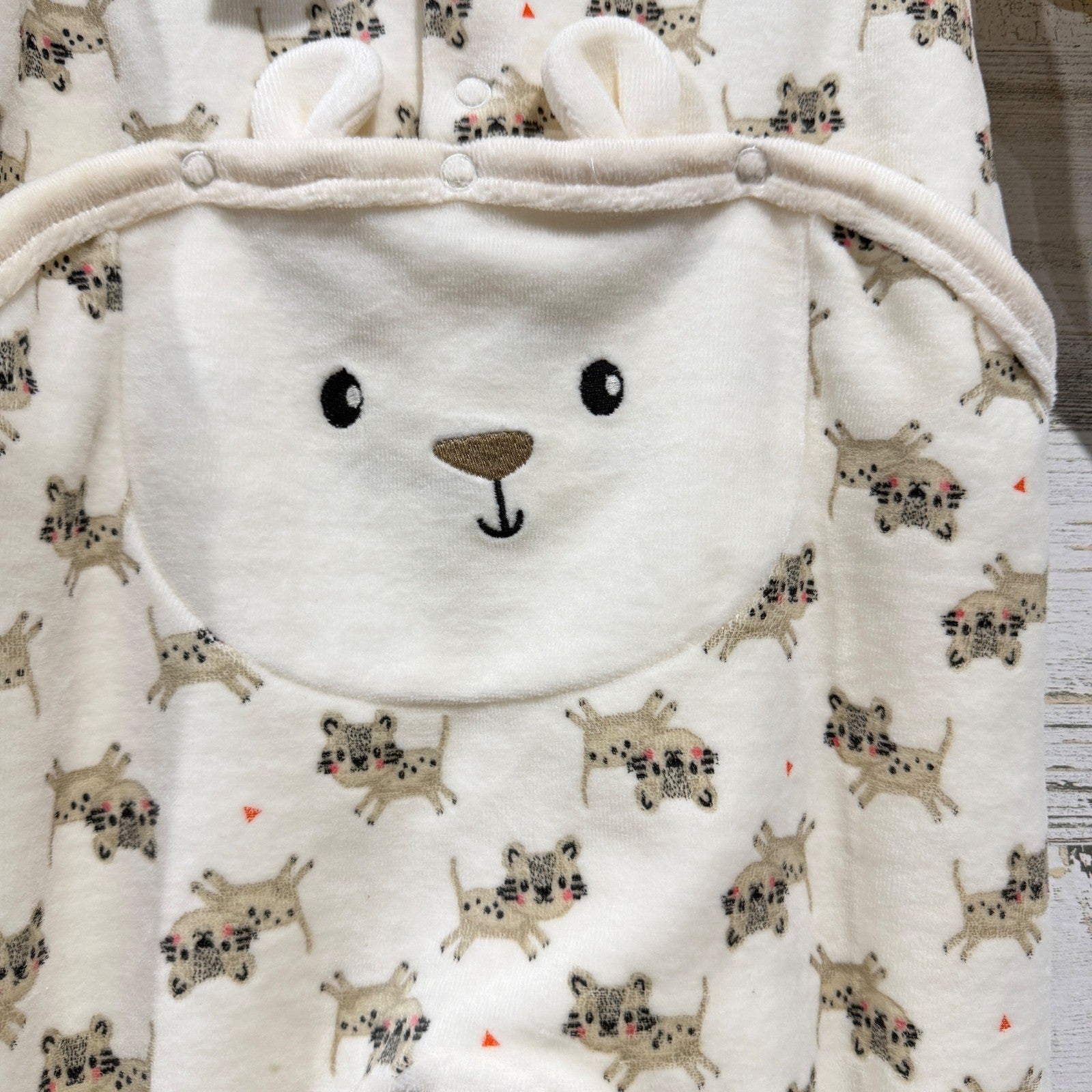 Catimini Footed Sleeper Baby 9M Ivory Leopard Print Bear Back NWT5