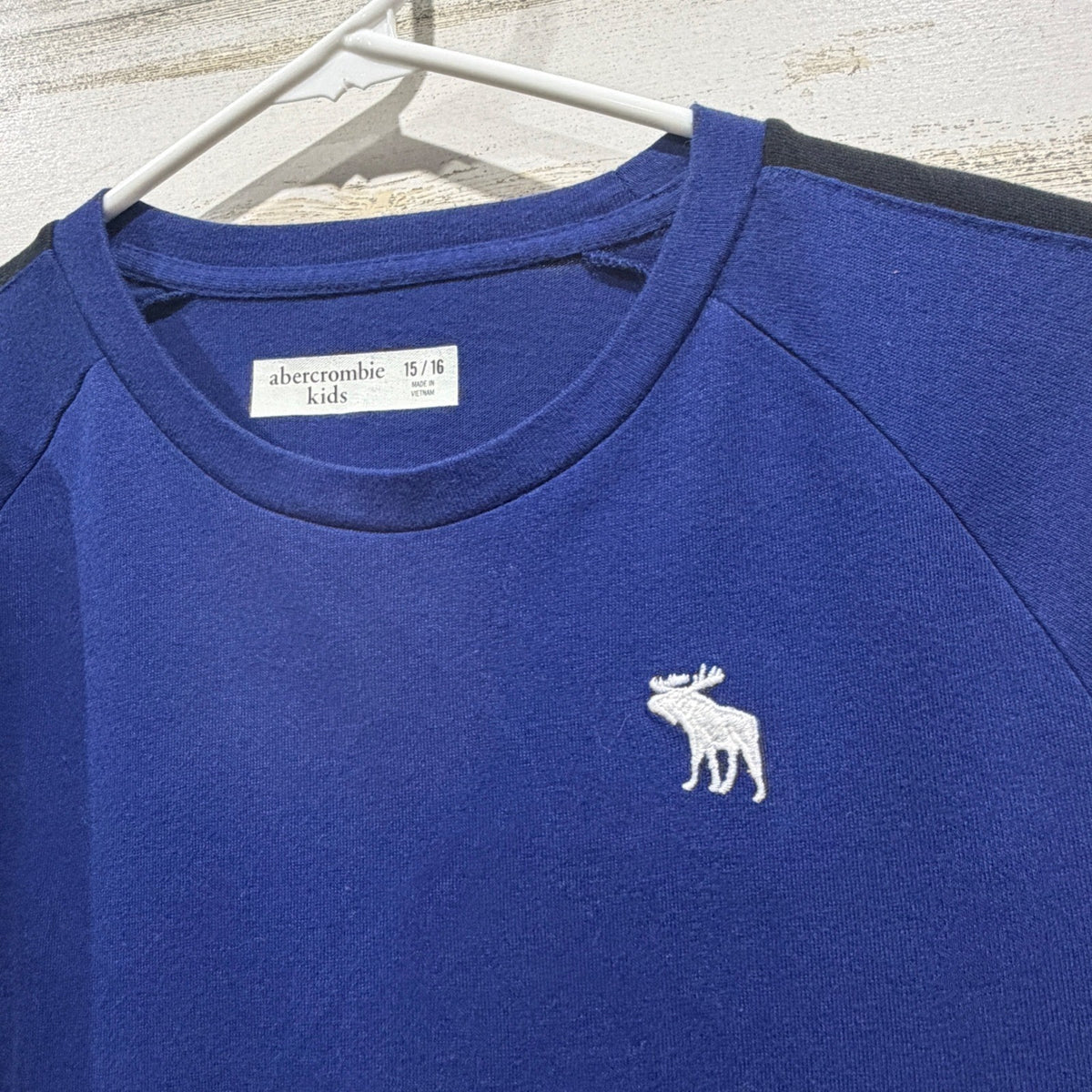 Abercrombie Kids Long Sleeve Tee Lot Boys 15/16 Black Blue Cotton Sporty Classic2