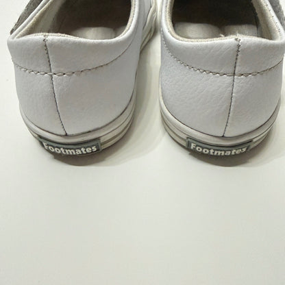 Footmates Drew T-Strap Girls Size 8 White Leather Classic School GUC4