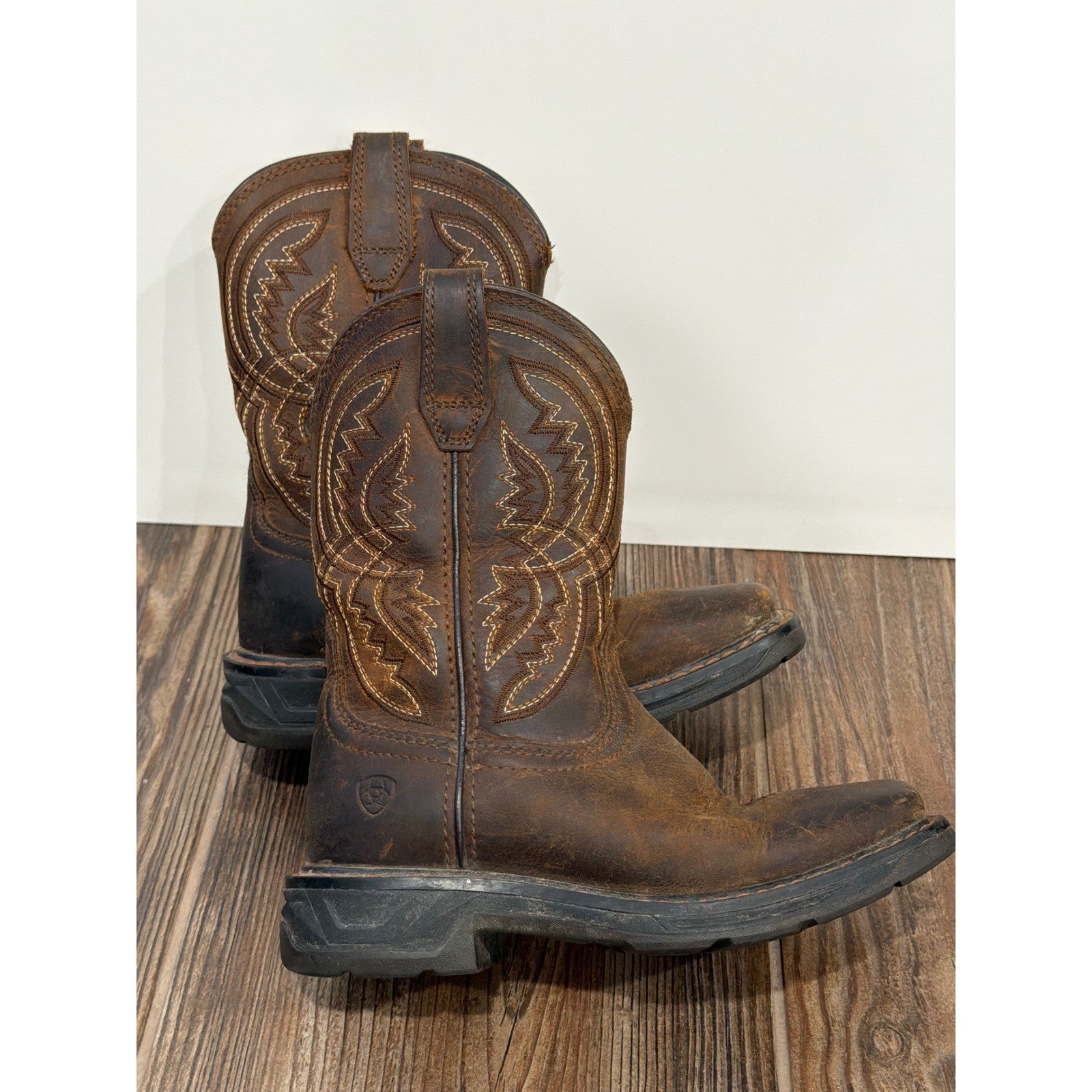 Ariat Western Boots Boys 11 Brown Leather 10042412 Cowboy GUC*Flaws1