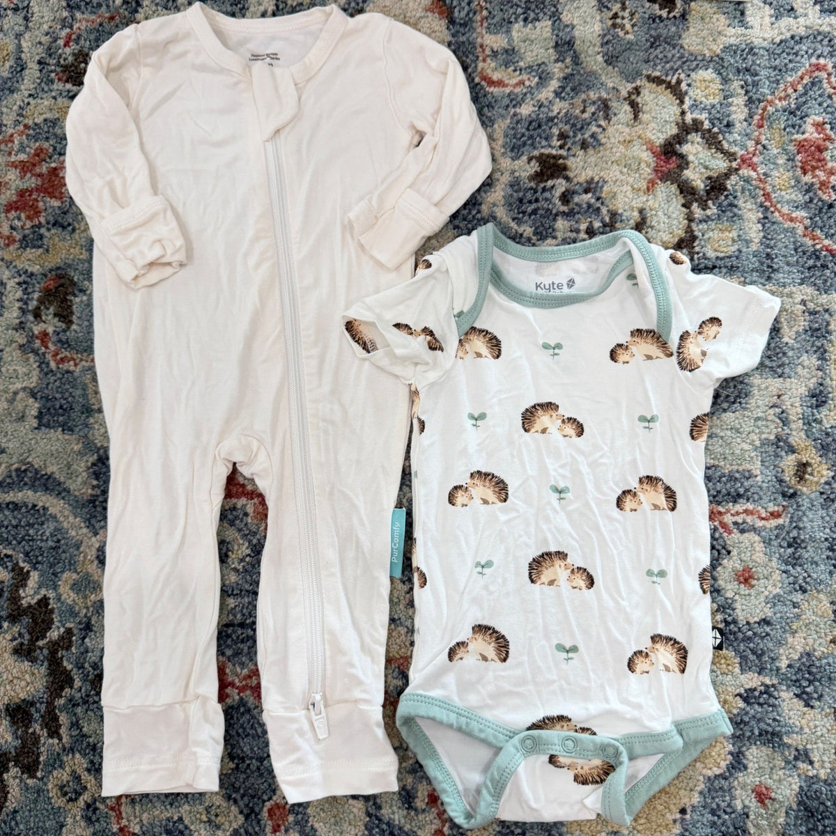 Kyte Baby PurComfy Romper Bodysuit Bundle 0-3M Neutral Cream Hedgehog Bamboo EUC0
