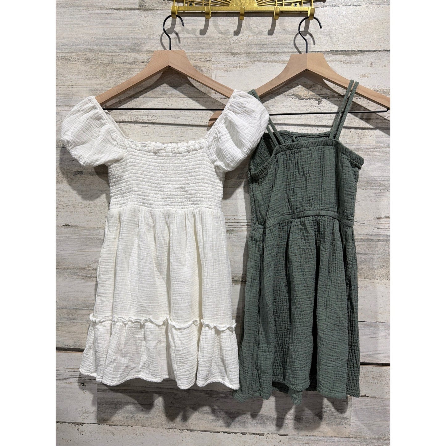 Hello Frankie OshKosh Dress Bundle Girls Medium 7 White Green Gauze Boho EUC3