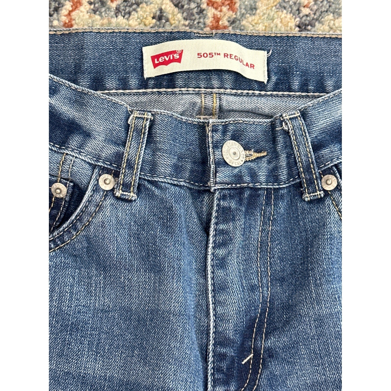 Levi's 505 Regular Fit Jeans Kids Size 16 Blue Medium Wash Straight Leg EUC3
