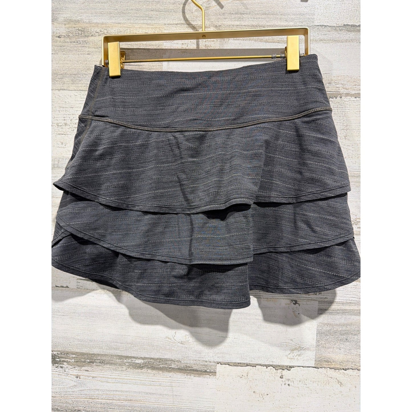 Athleta Skort Women Small Gray Ruffle Tiered Space Dye Activewear EUC0