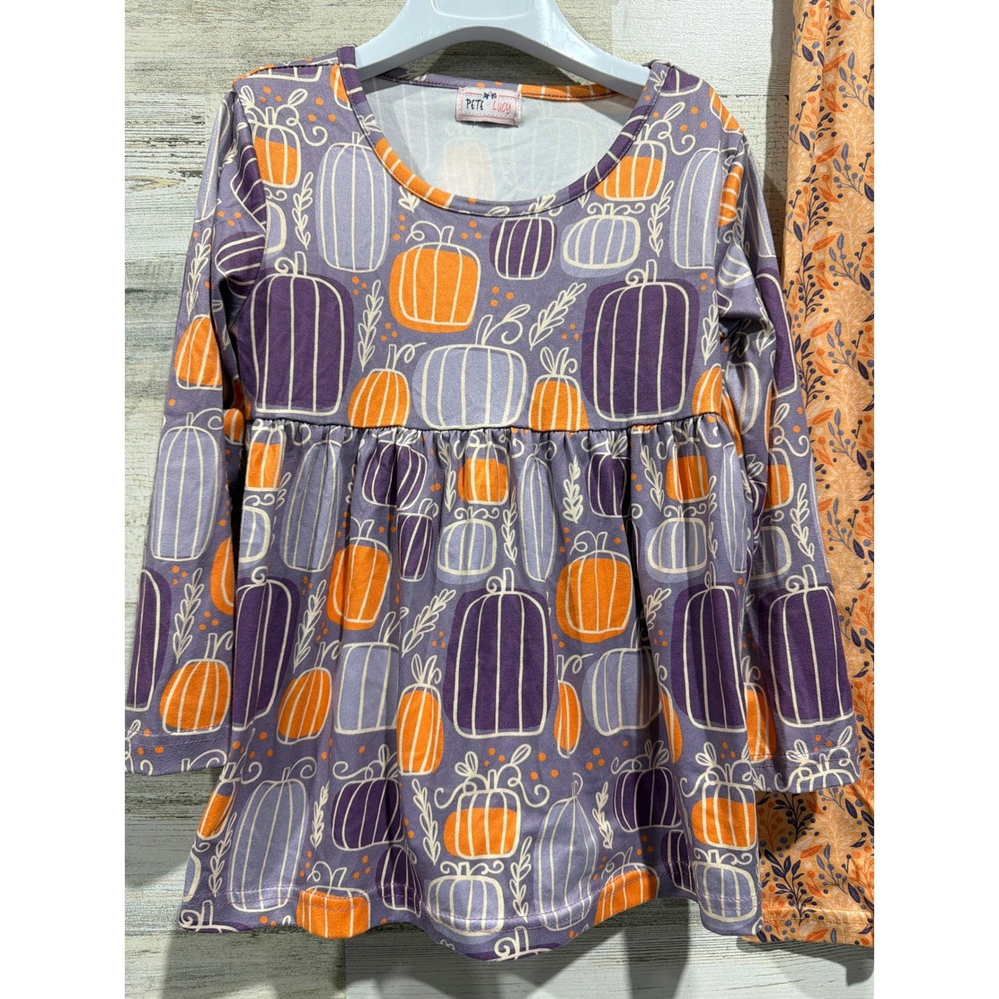 Pete and Lucy Pant Set Girls 5 Purple Orange Pumpkin Fall Boutique EUC1