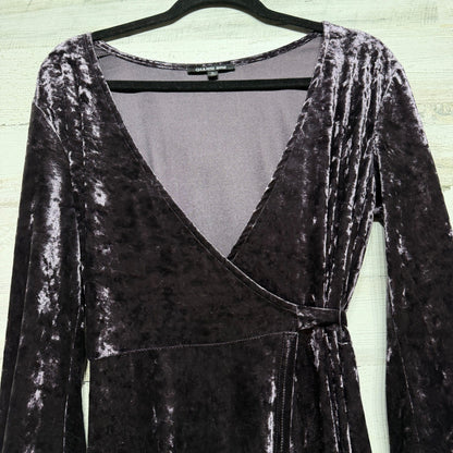 Gianni Bini Maxi Dress Womens M Purple Crushed Velvet Wrap V-Neck Whimsigoth EUC3