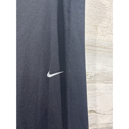 Nike Capri Leggings Women 2XL Black Reflective Swoosh Activewear1