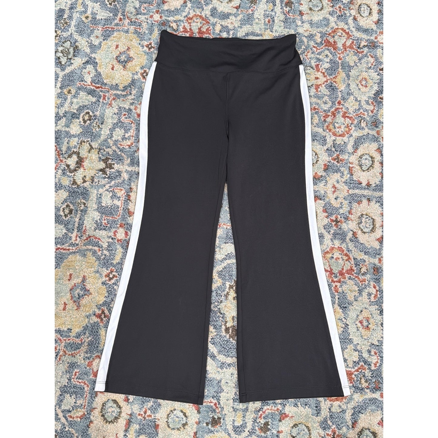 Lou & Grey Bootcut Cropped Active Pants Women Large Black Side Stripe Athleisure0