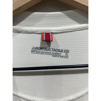 Montauk Tackle Co Fishing Shirt Men XL White Off The Hook Graphic Coastal EUC1