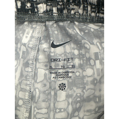 Nike Shorts Kids XL Black White Good Dri-FIT Abstract Print Athletic Basketball1