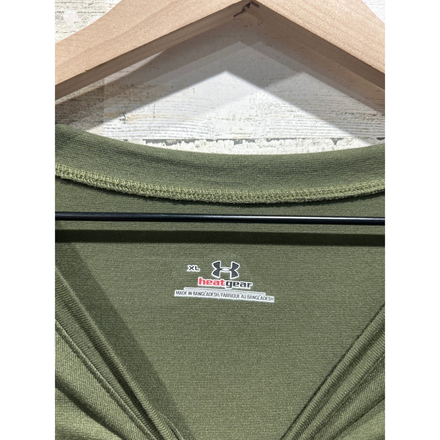 Under Armour Long Sleeve Shirt Mens XL Green Duck Graphic Hunting Gorpcore EUC1